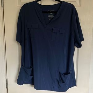 Jaanuu scrub top 2XL